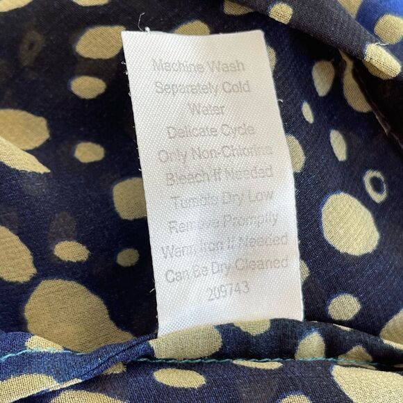 Cabi Women’s Ombre Bubble Dot Blue Sleeveless Chiffon Crossover Blouse • Medium - Picture 12 of 12